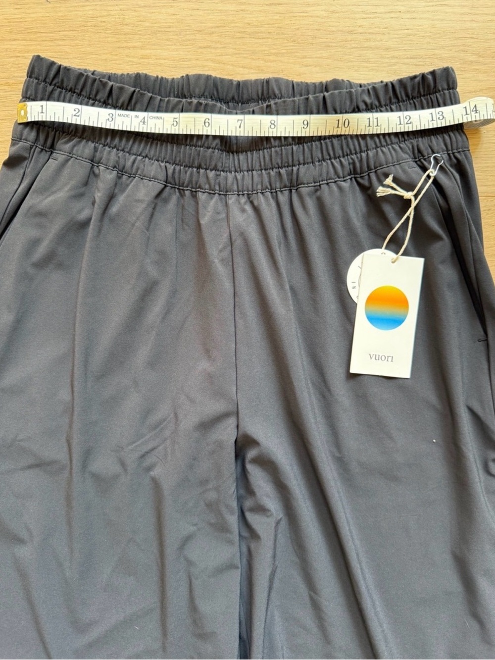 Vuori Villa Black Wide-Leg Elastic Waist Pants - Picture 6 of 7